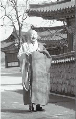  ū